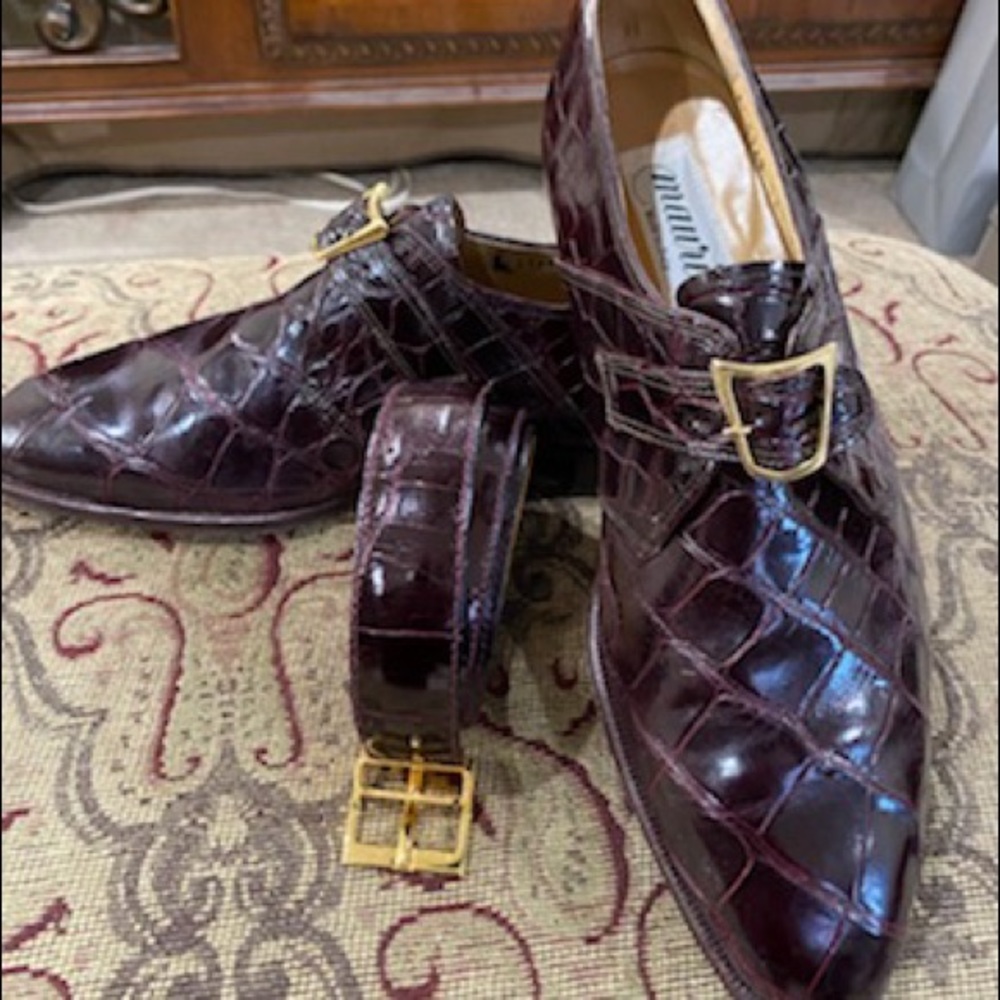 Men's designer shoe size 10 with matching belt great condition